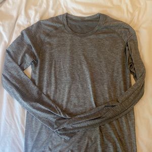 Lululemon Gray Medium long Sleeve Shirt